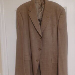 Im selling a burberry mens vintage blazer